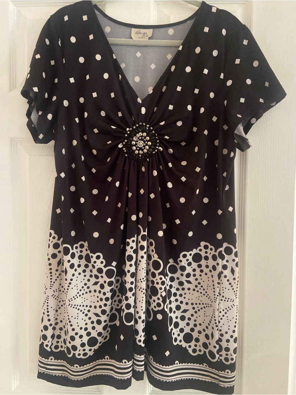 Beige by eci Black and White Polka Dot V-Neck Tunic with Beaded Medallion